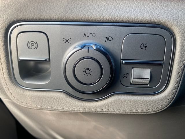 Used 2024 Mercedes-Benz GLS 450 4MATIC image 21