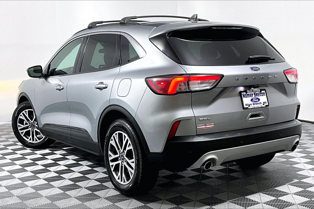 Certified 2021 Ford Escape SEL FWD image 11