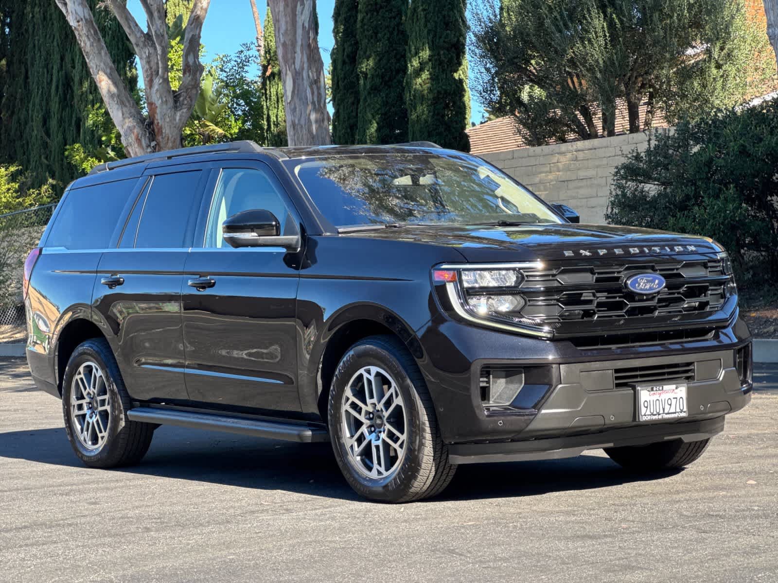 Certified 2025 Ford Expedition Active RWD image 9