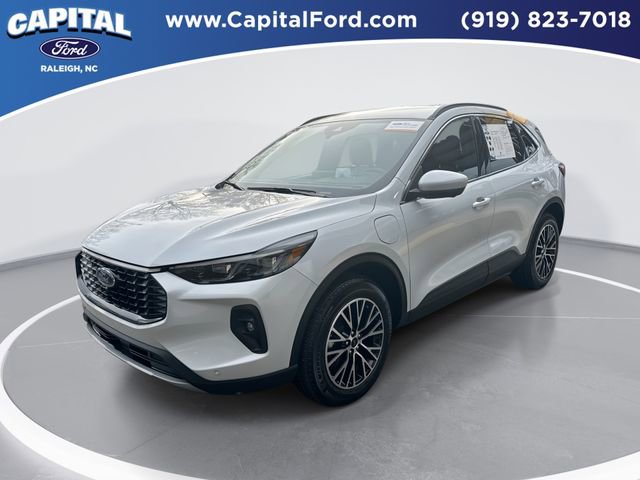 Certified 2025 Ford Escape SE w/ PHEV Premium Package