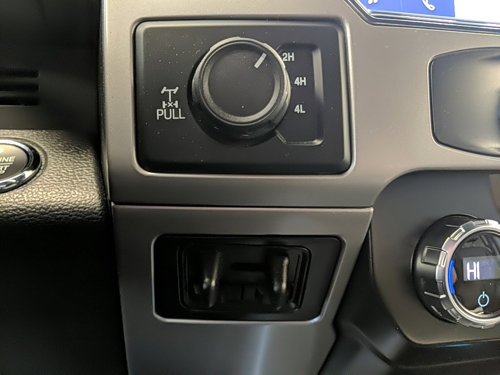 Certified 2022 Ford F250 Lariat w/ Tremor Off-Road Package image 23