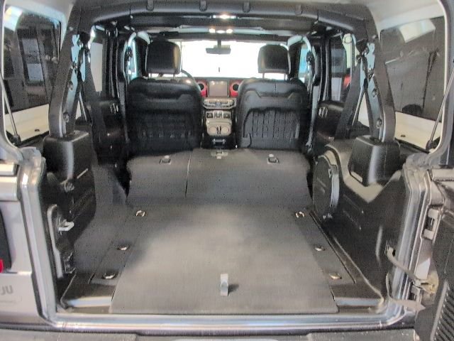 Used 2019 Jeep Wrangler Unlimited Rubicon w/ Dual Top Group AWD/4WD image 33