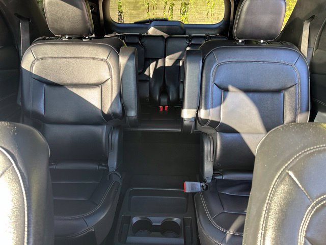 Certified 2020 Ford Explorer XLT w/ Equipment Group 202A AWD/4WD image 39
