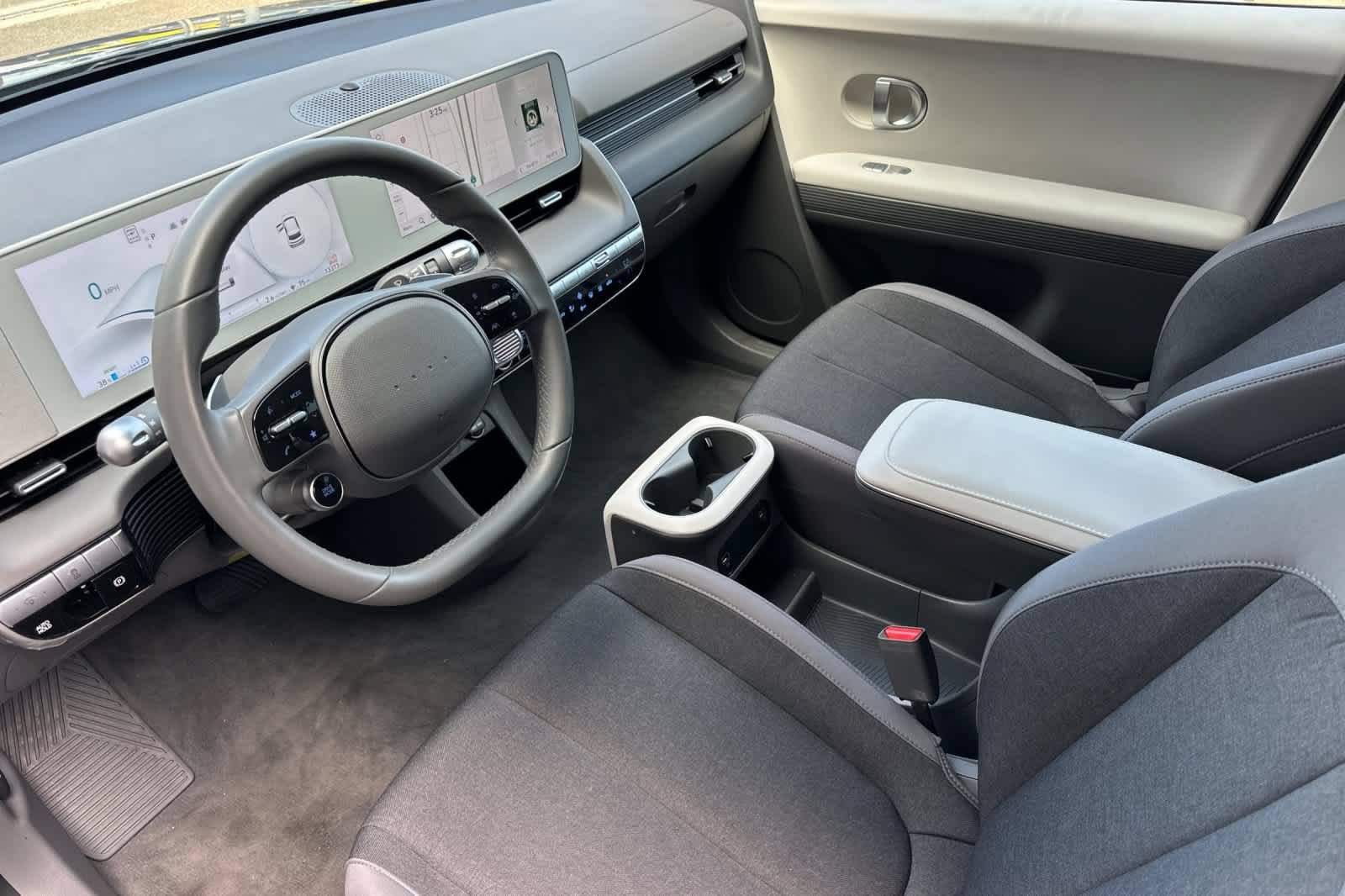 Used 2024 Hyundai Ioniq 5 SE RWD image 12