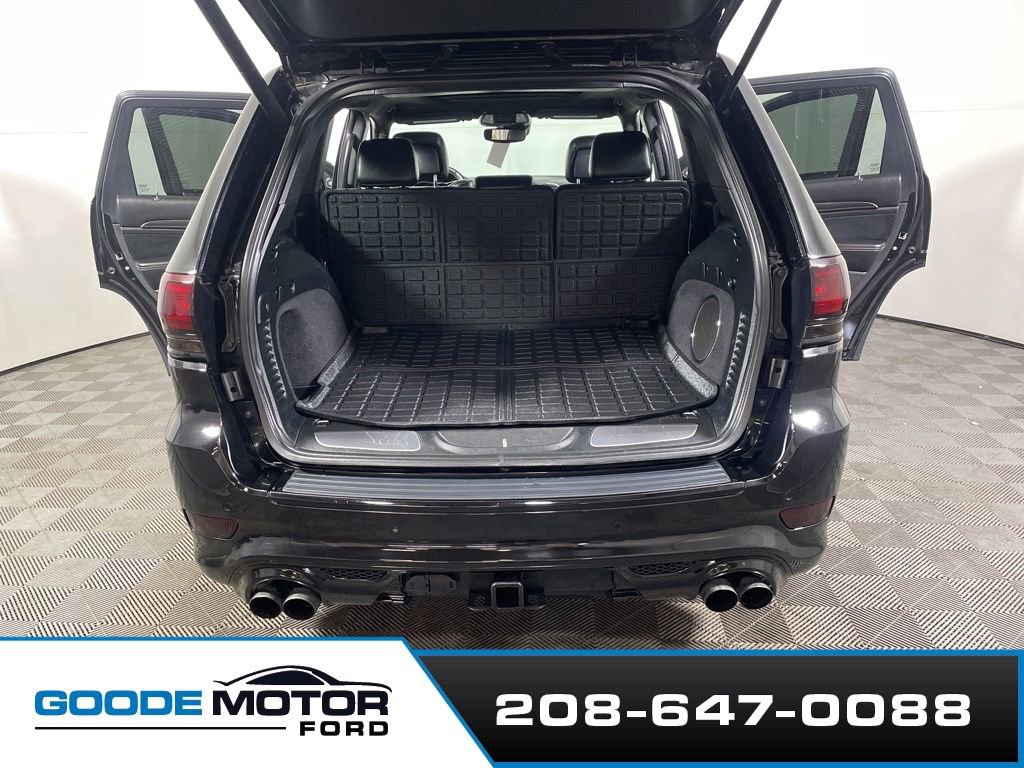 Used 2017 Jeep Grand Cherokee SRT w/ Trailer Tow Group IV AWD/4WD image 21