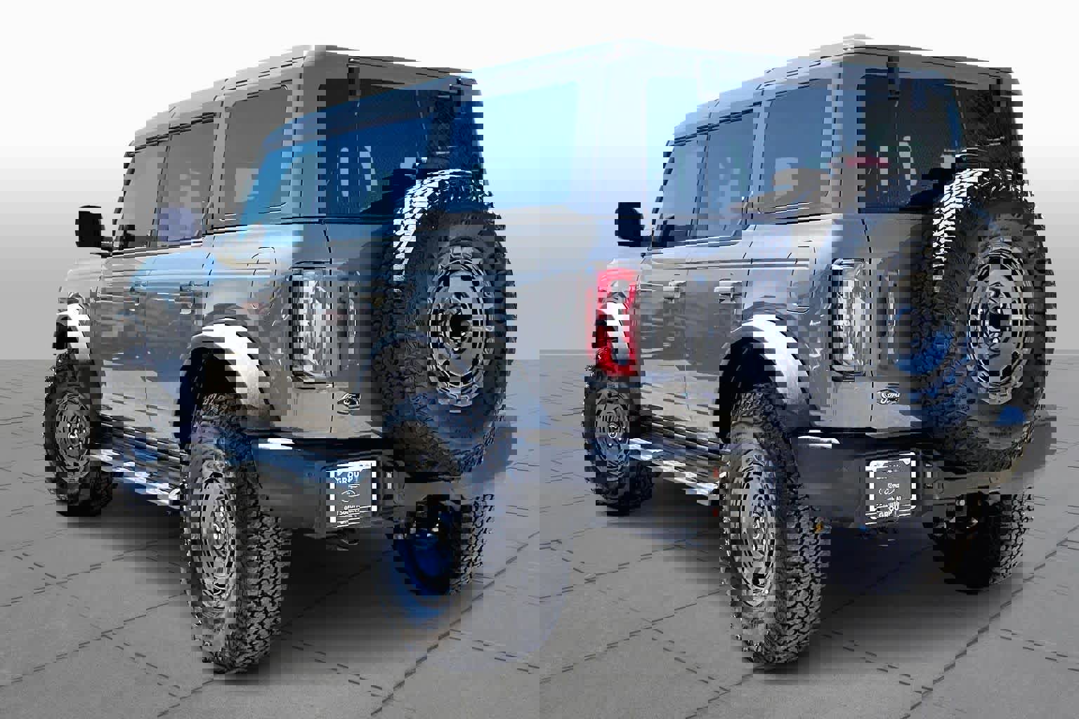 Certified 2025 Ford Bronco Outer Banks w/ Sasquatch Package image 4