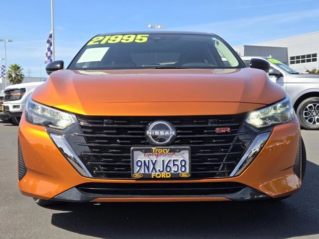 Used 2024 Nissan Sentra SR FWD image 2