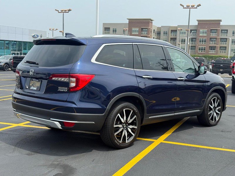 Used 2019 Honda Pilot Touring image 3