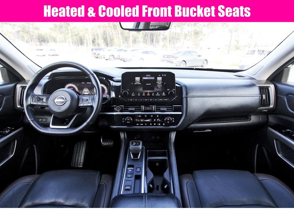 Used 2023 Nissan Pathfinder Platinum image 17