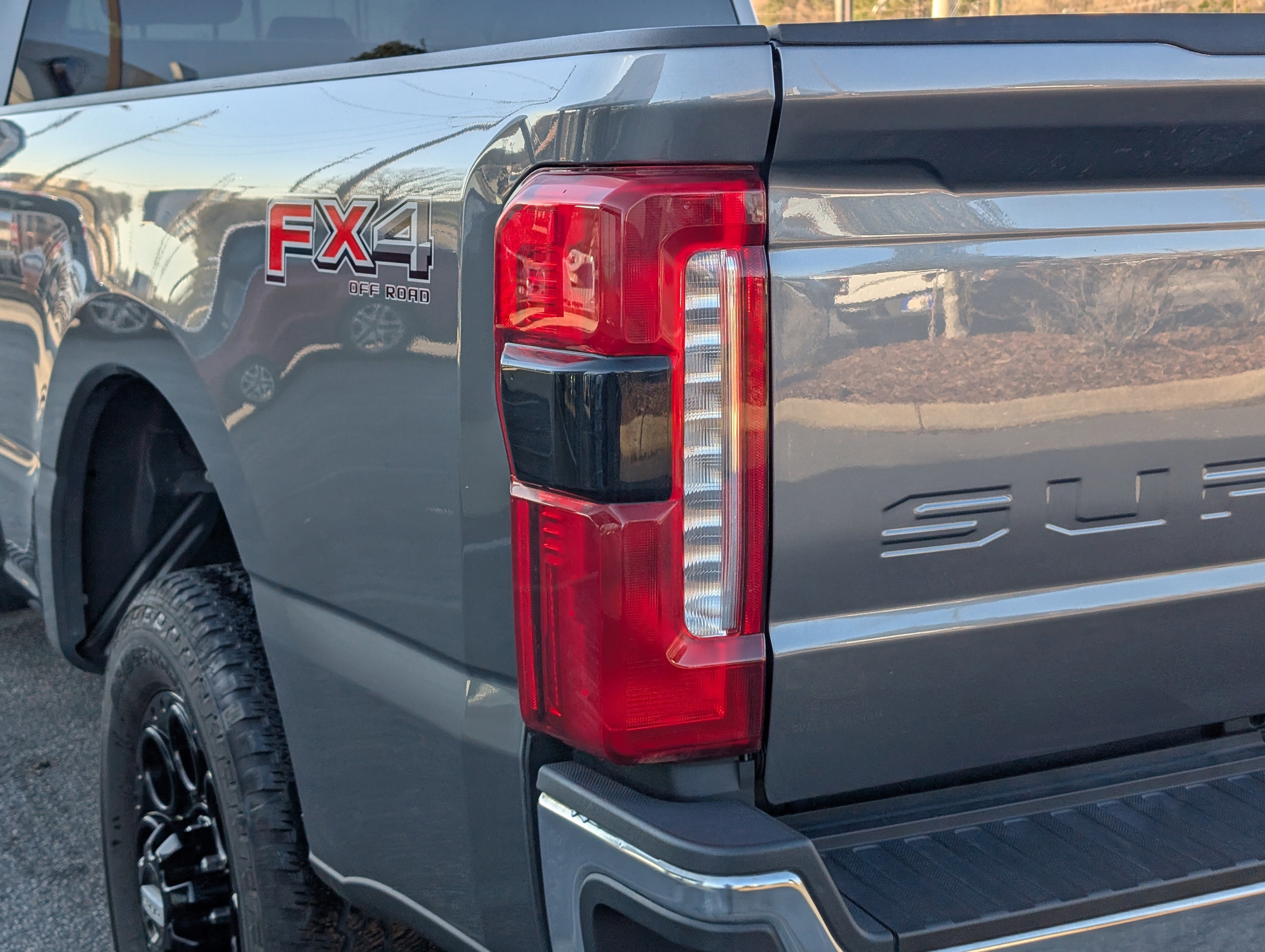 Certified 2023 Ford F350 XLT w/ 360-Degree Camera Package image 14