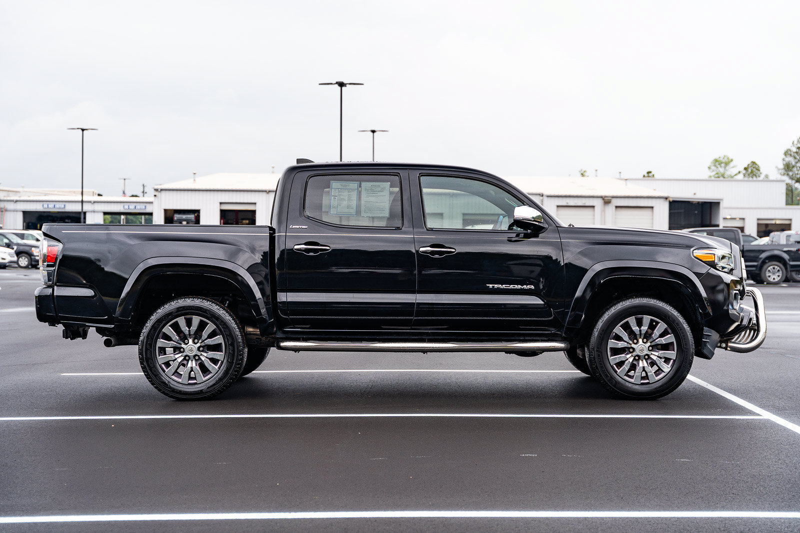 Used 2021 Toyota Tacoma Limited RWD image 8