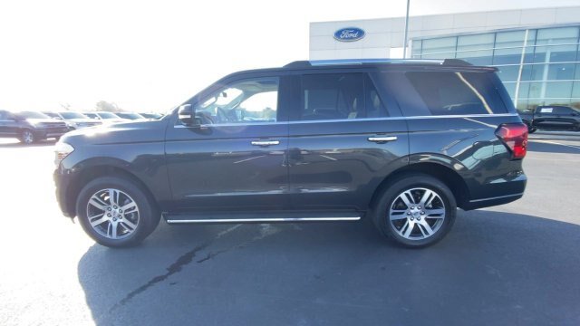 Certified 2023 Ford Expedition Limited AWD/4WD image 5
