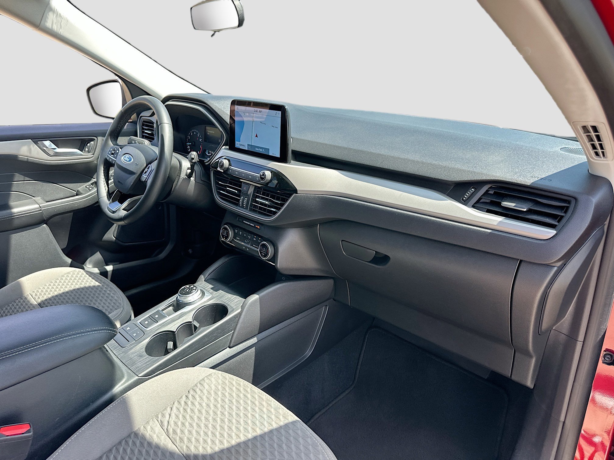 Certified 2021 Ford Escape SE w/ SE Sport Appearance Package image 27