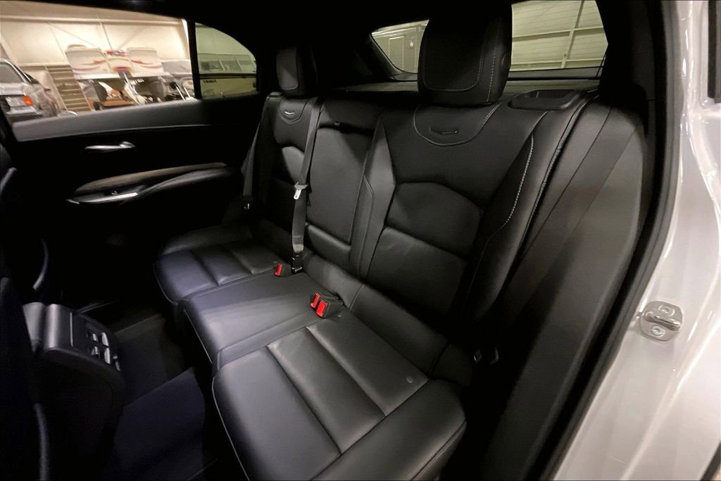 Used 2024 Cadillac XT4 Premium Luxury image 24