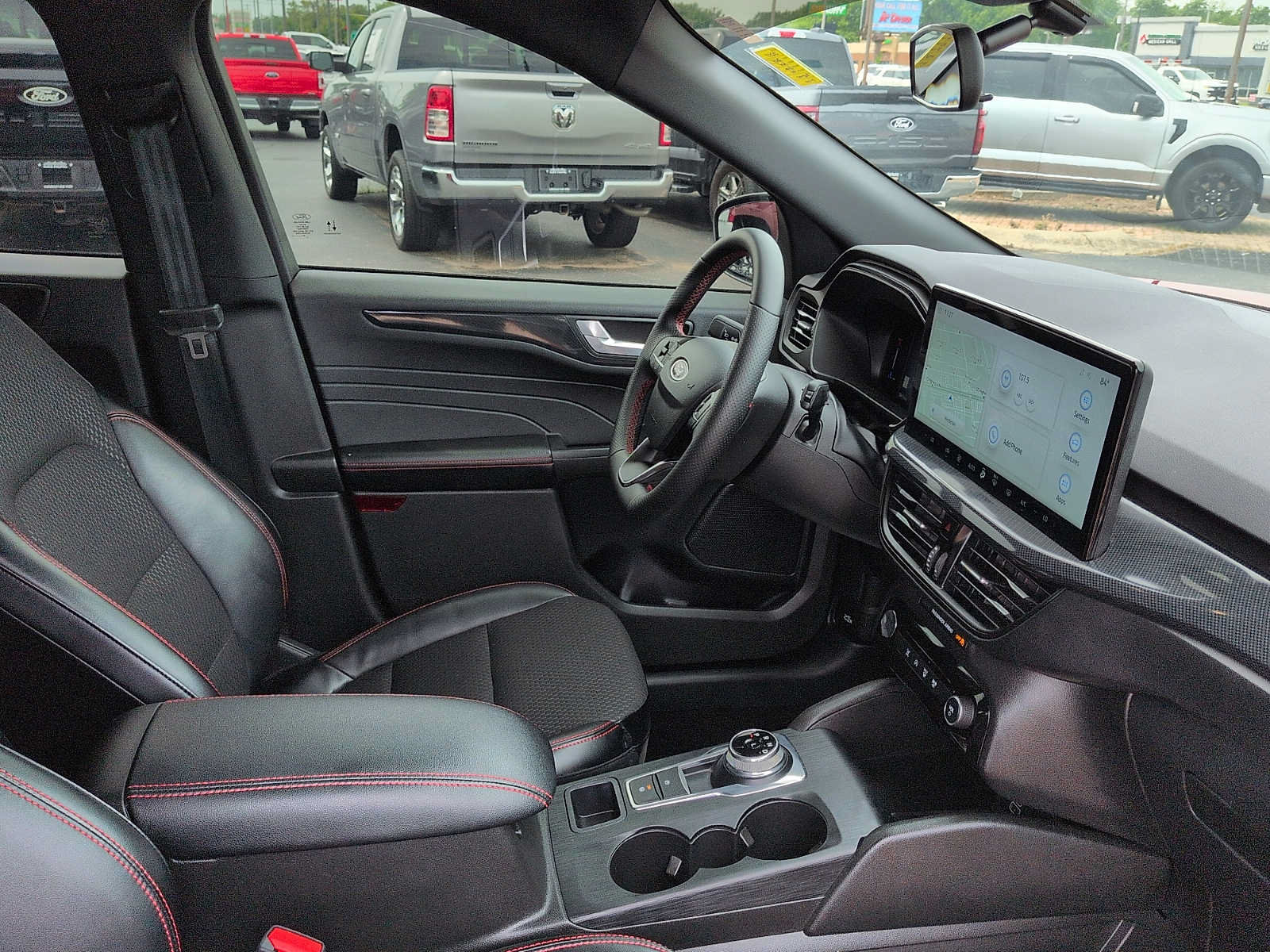 Certified 2024 Ford Escape ST-Line w/ Tech Pack #1 FWD image 10