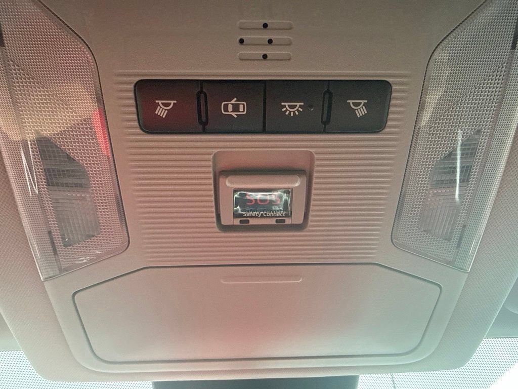 Used 2019 Toyota RAV4 LE w/ All Weather Liner Package AWD/4WD image 29