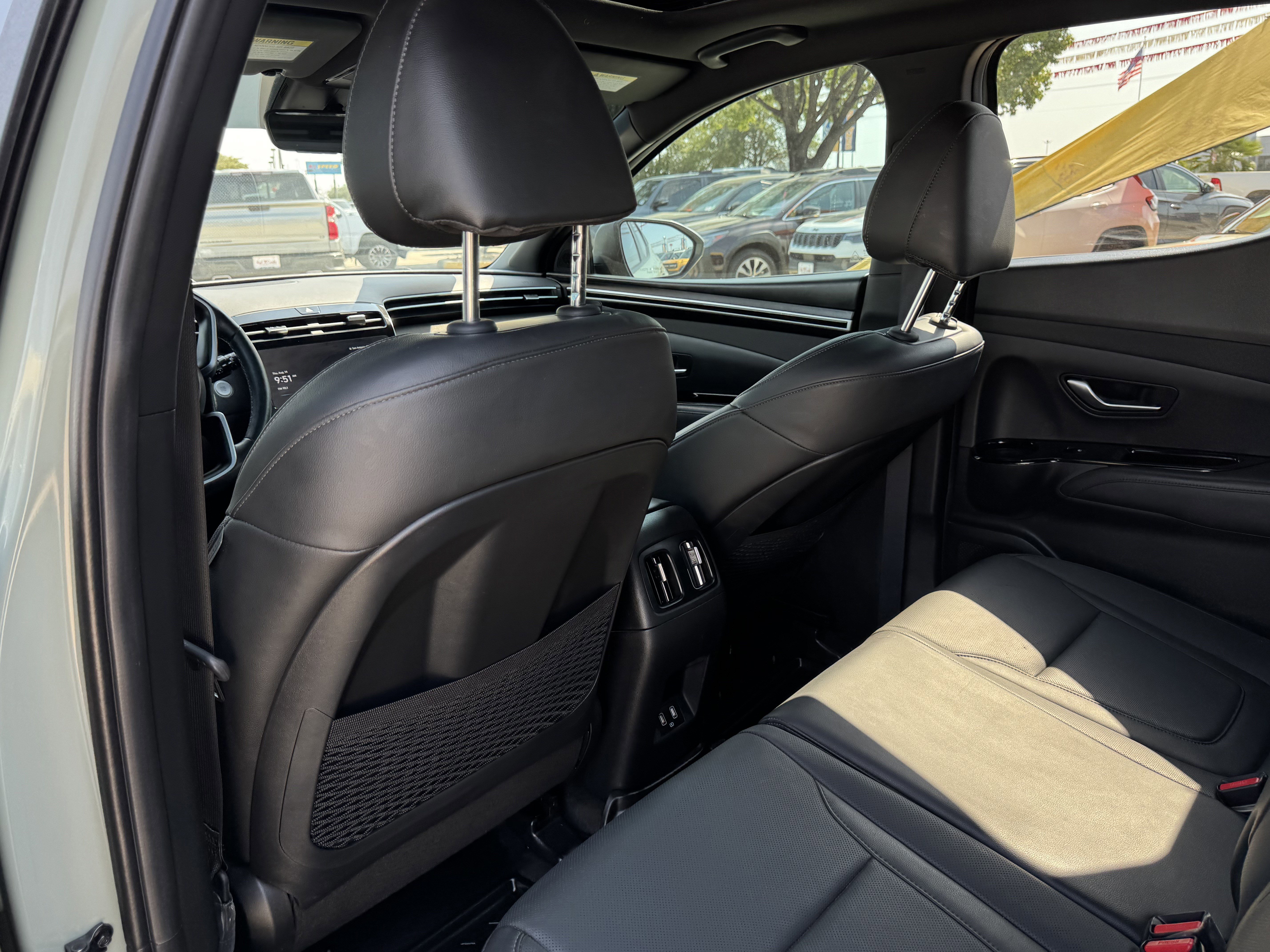 Used 2024 Hyundai Santa Cruz Limited image 11