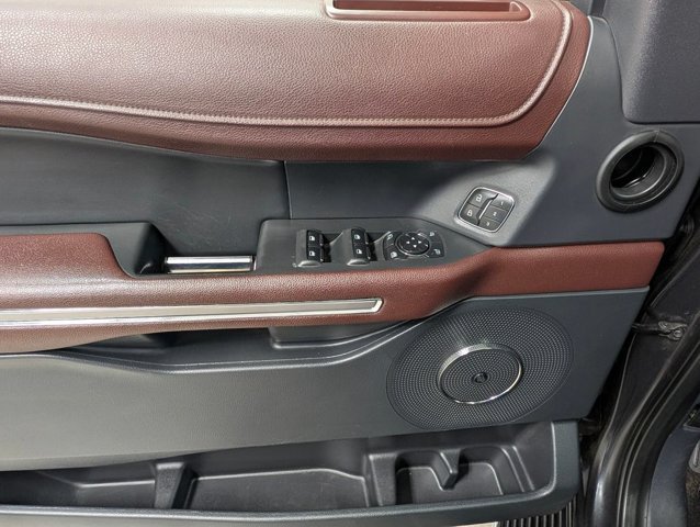 Certified 2022 Ford Expedition Max Limited AWD/4WD image 13