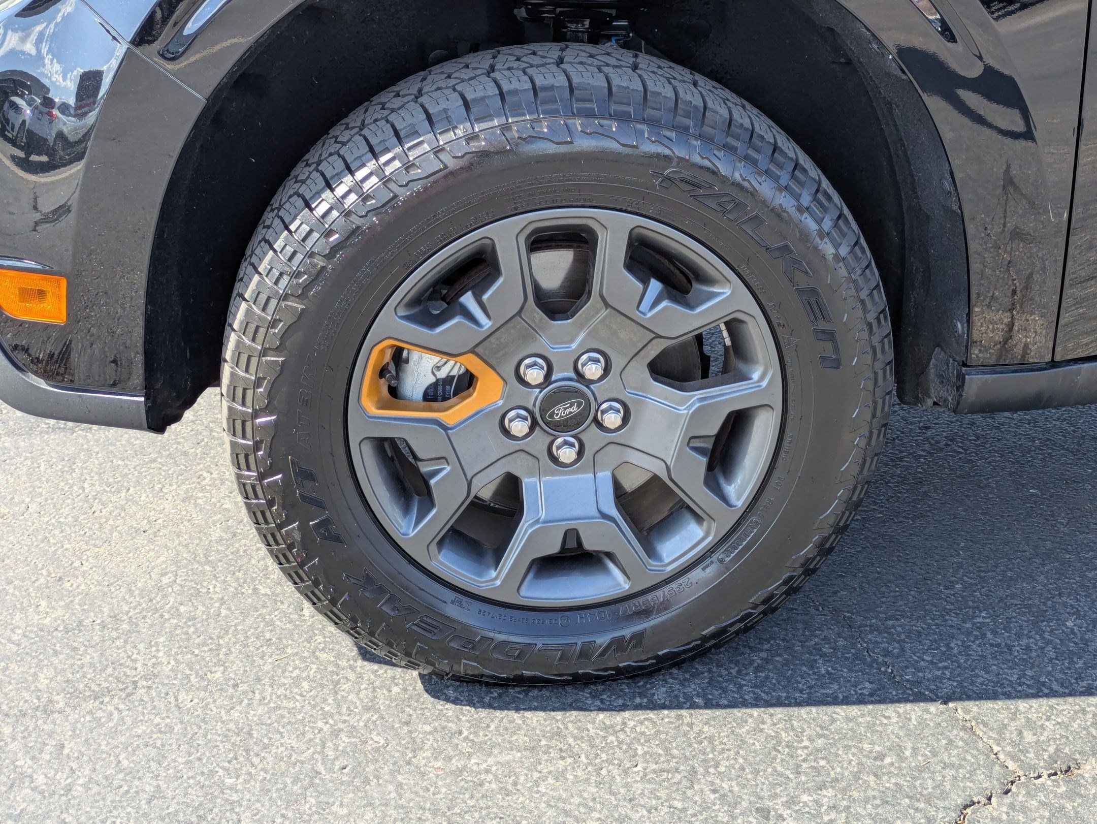 Certified 2023 Ford Maverick Tremor w/ Tremor Off-Road Package AWD/4WD image 13