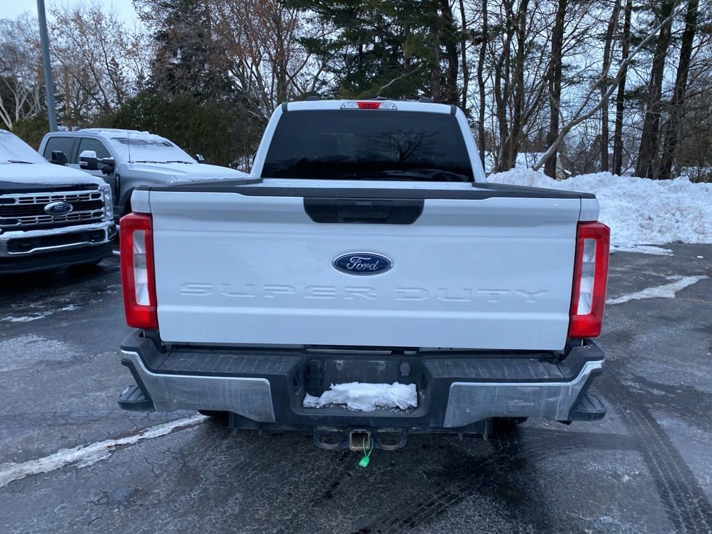 Certified 2024 Ford F250 XLT image 4