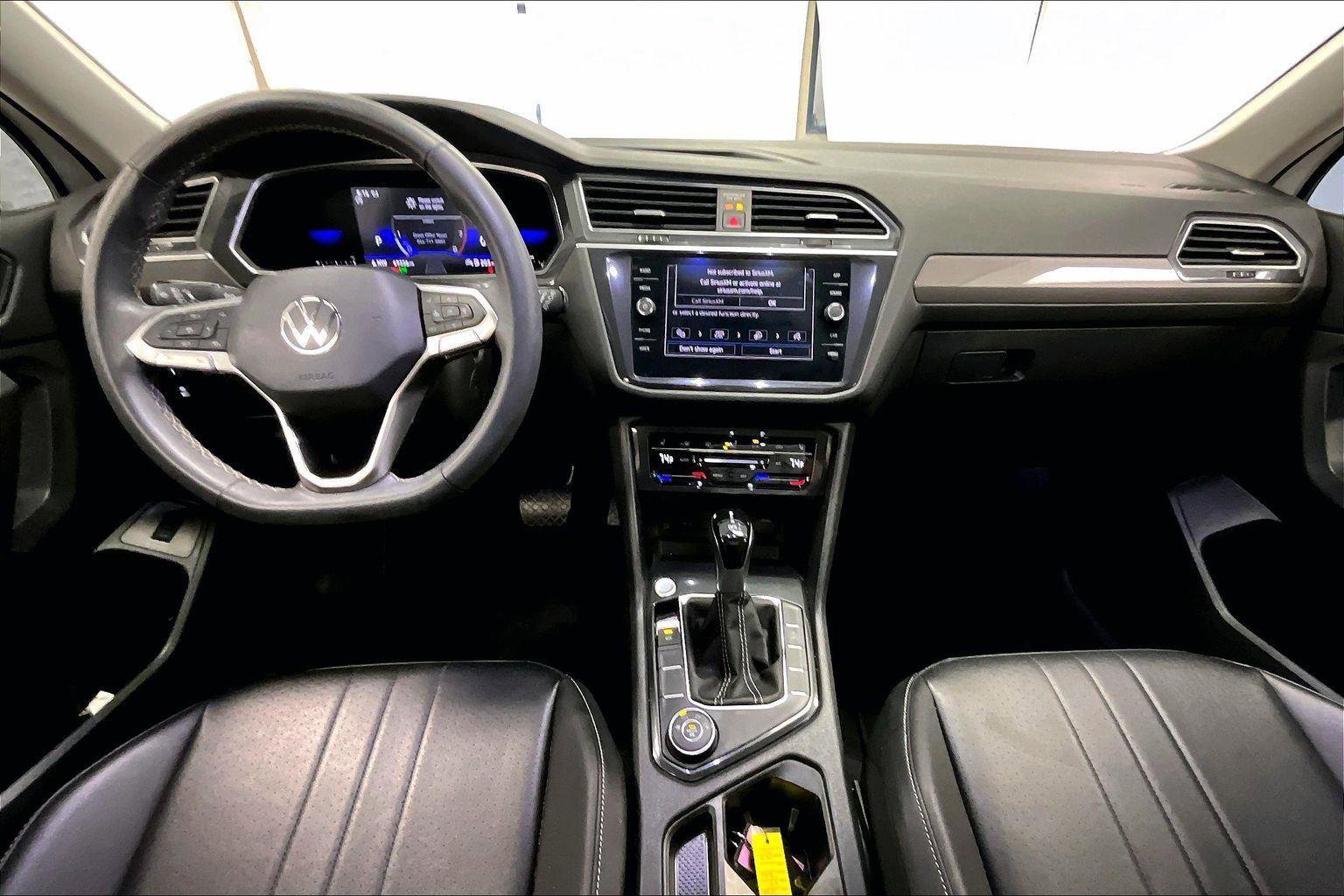 Used 2022 Volkswagen Tiguan SE image 14