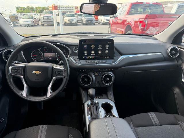 Used 2024 Chevrolet Blazer LT w/ Convenience Package FWD image 14