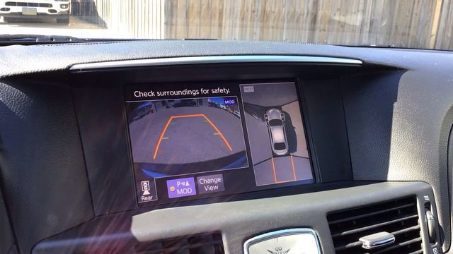 Used 2019 INFINITI Q70 Luxe image 22