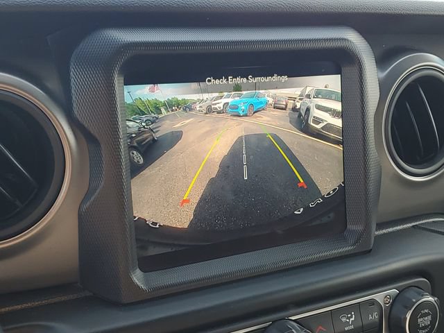 Used 2022 Jeep Wrangler Sport AWD/4WD image 16