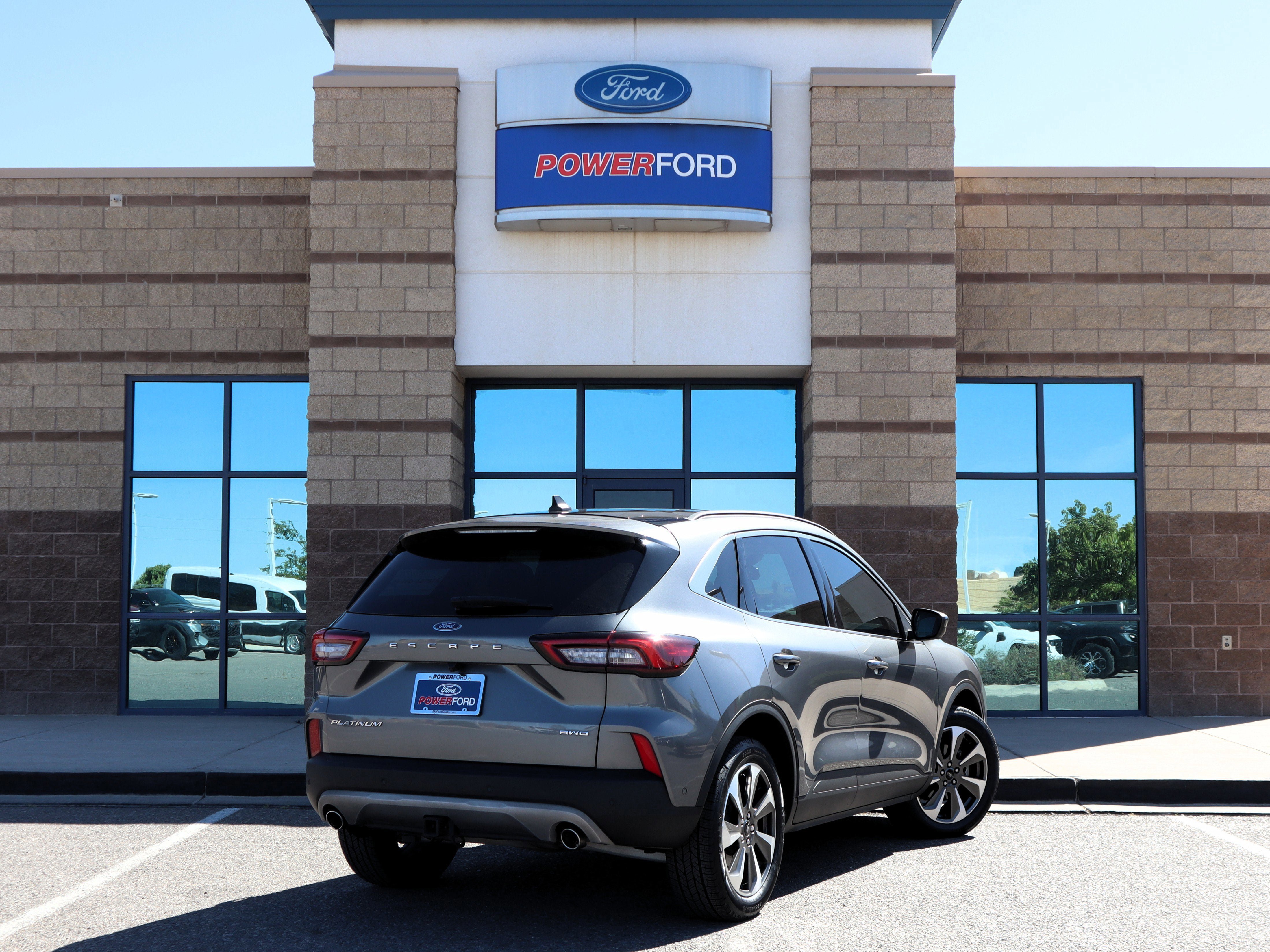 Certified 2023 Ford Escape Platinum w/ Premium Technology Package AWD/4WD image 5