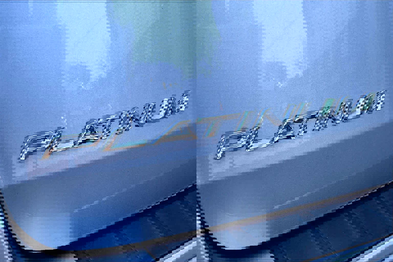 Certified 2022 Ford Explorer Platinum w/ Equipment Group 601A image 13