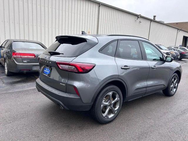 Certified 2025 Ford Escape ST-Line image 3