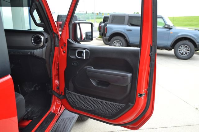 Used 2022 Jeep Wrangler Sport AWD/4WD image 26