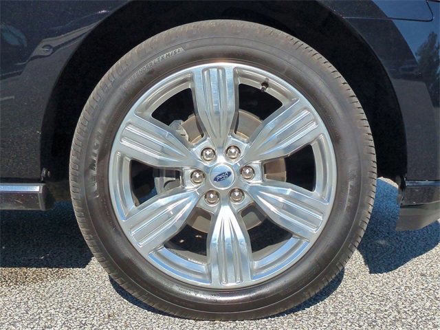 Certified 2023 Ford Expedition Max Platinum image 11