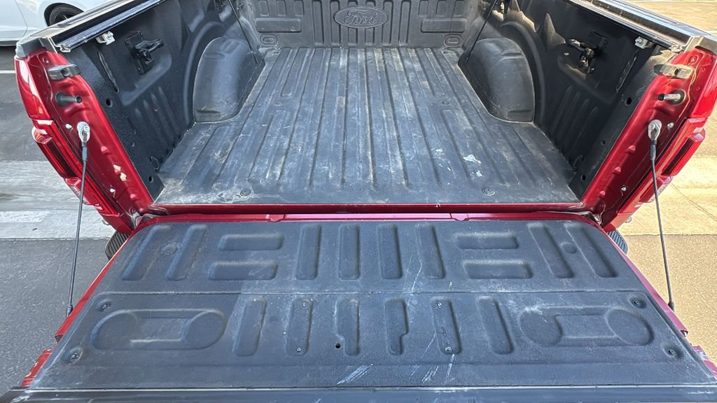 Certified 2018 Ford F150 Raptor w/ Equipment Group 802A Luxury image 25