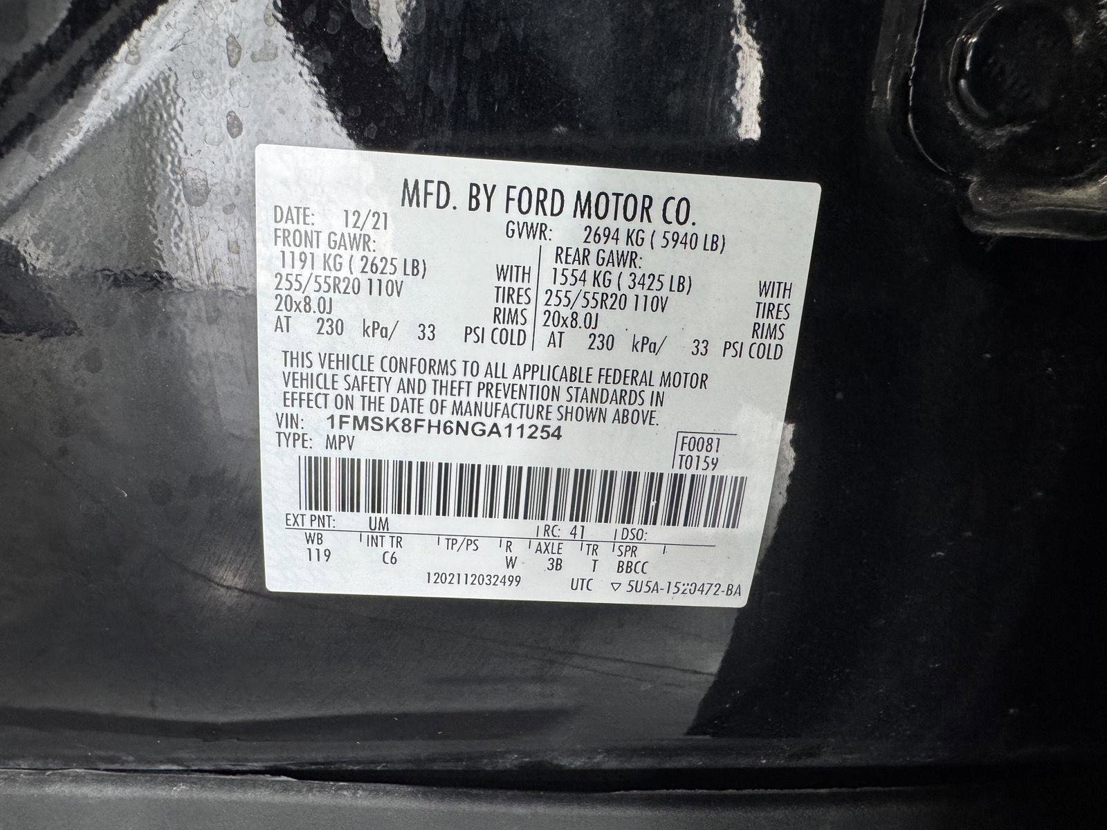 Certified 2022 Ford Explorer Limited w/ Equipment Group 301A AWD/4WD image 35