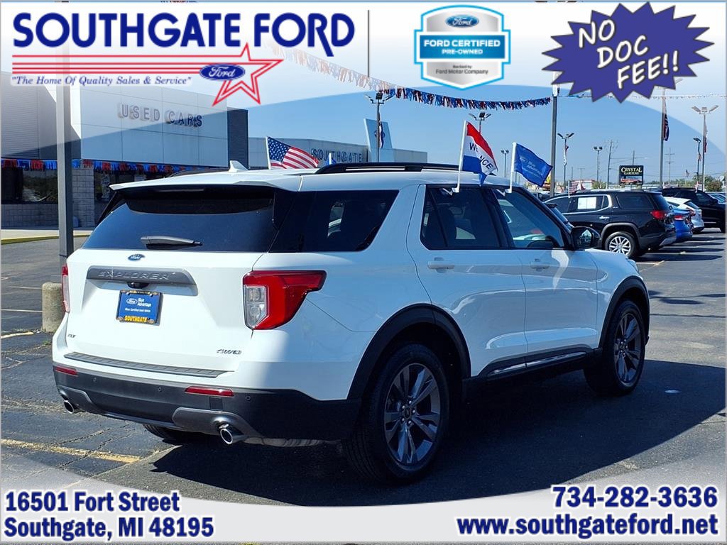 Certified 2023 Ford Explorer XLT w/ Equipment Group 202A image 3