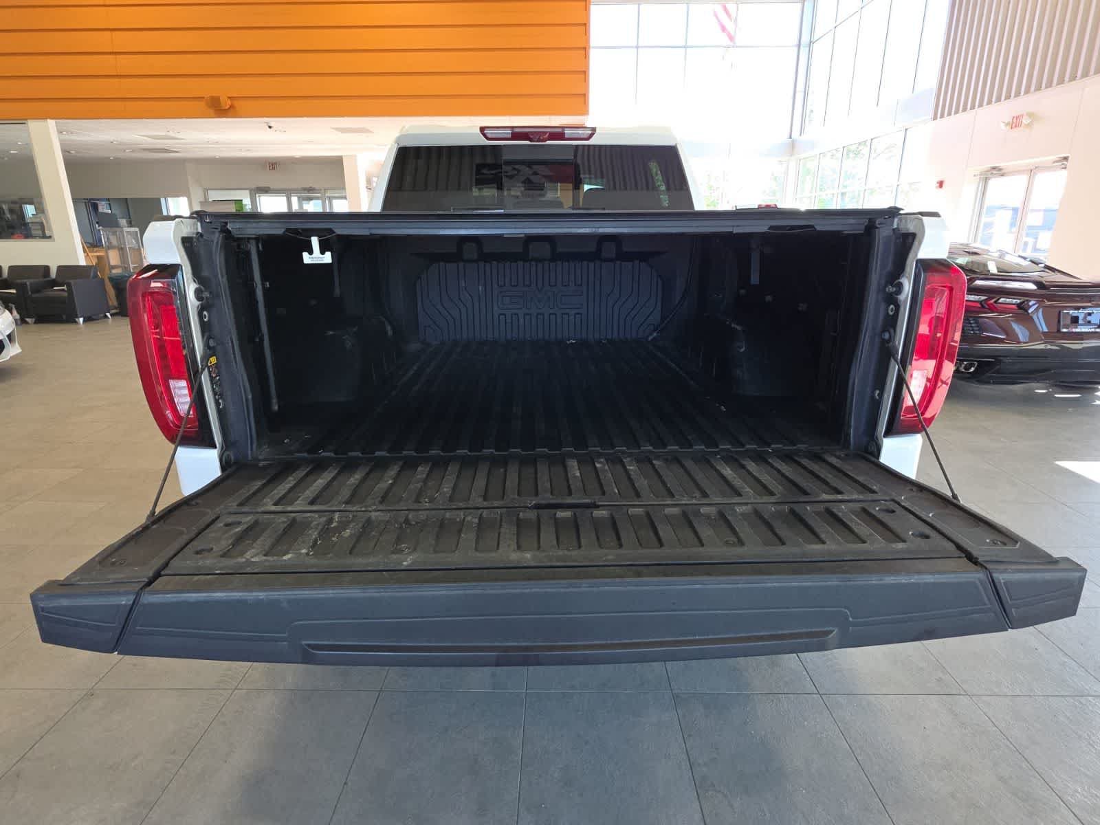 Used 2023 GMC Sierra 1500 Denali Ultimate AWD/4WD image 39