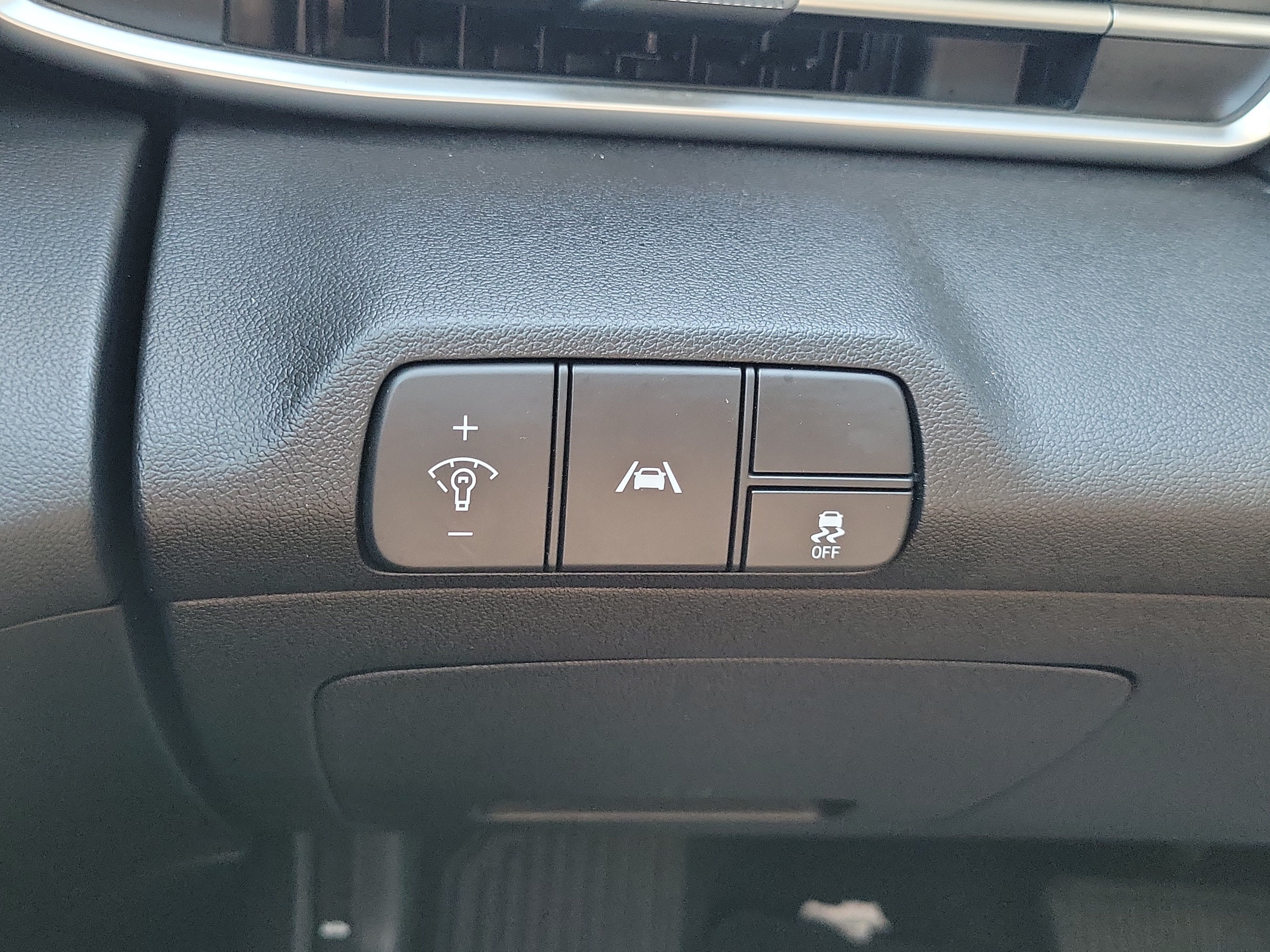 Used 2023 Hyundai Elantra SEL w/ Convenience Package FWD image 28