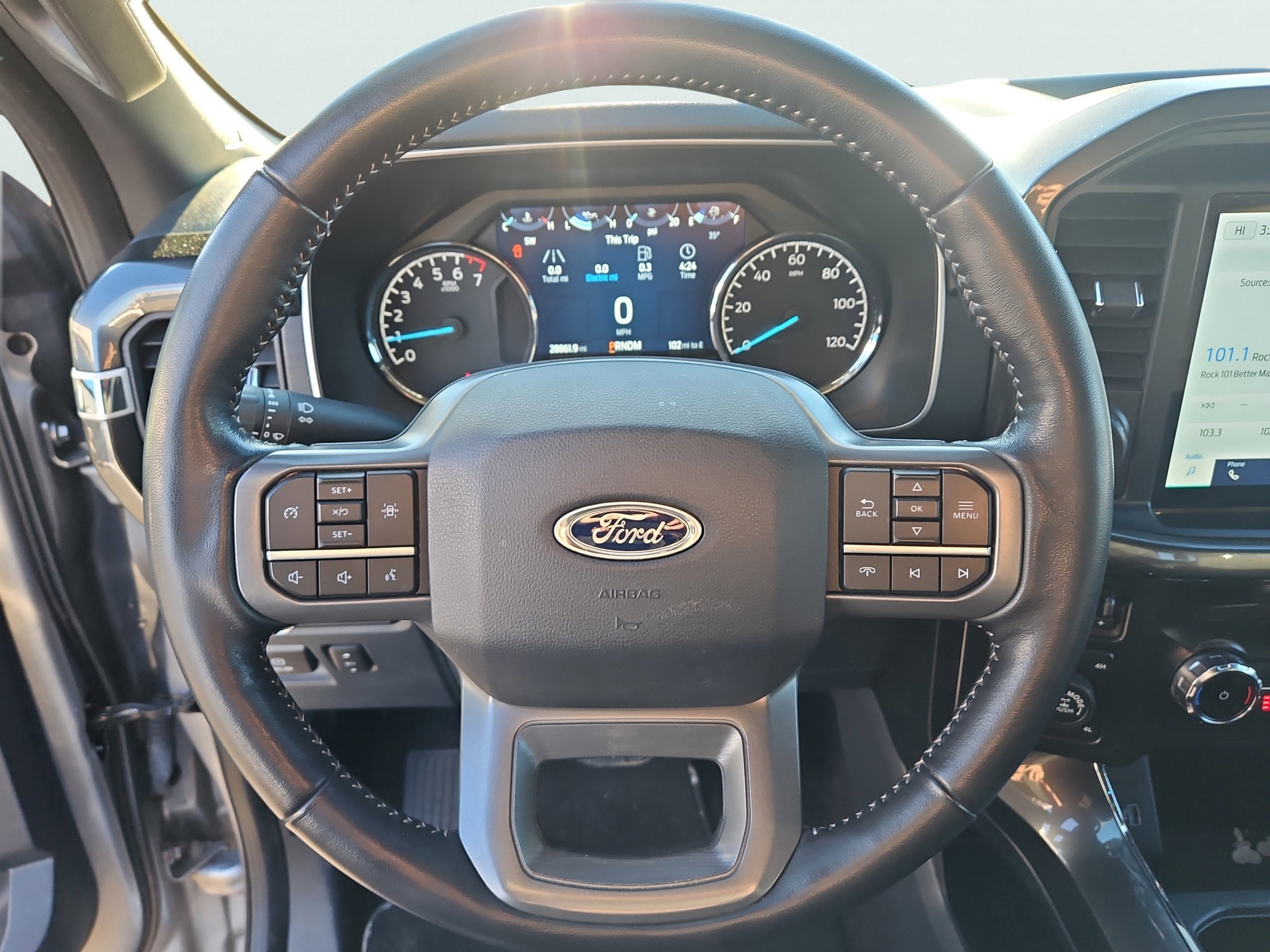 Certified 2022 Ford F150 XLT w/ Equipment Group 302A High image 31