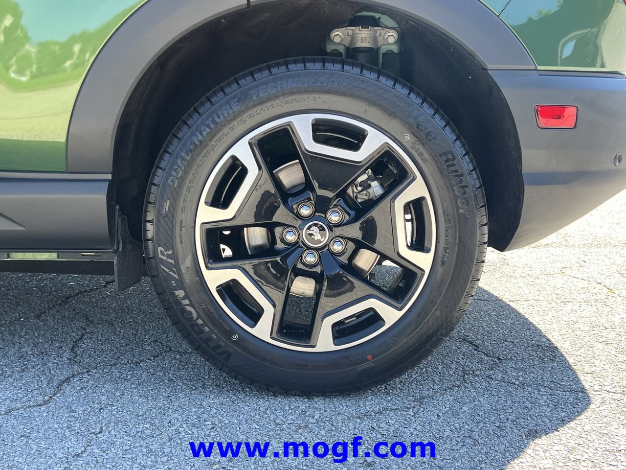 Certified 2024 Ford Bronco Sport Outer Banks w/ Tech Package AWD/4WD image 31