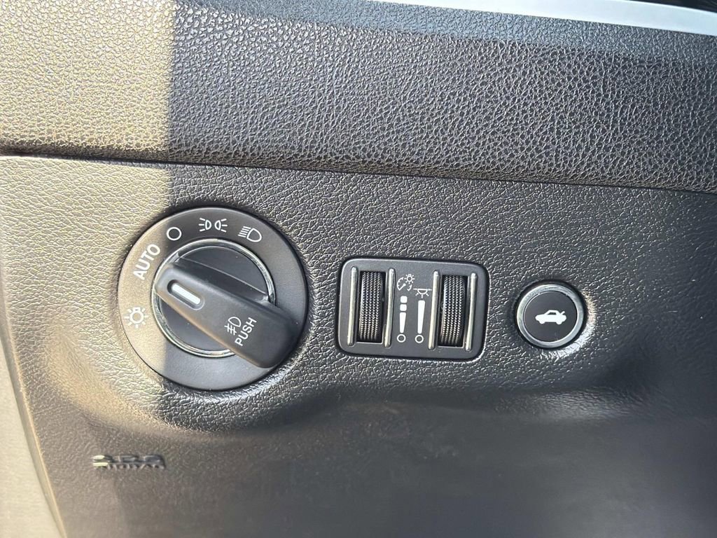 Used 2022 Chrysler 300 S image 17