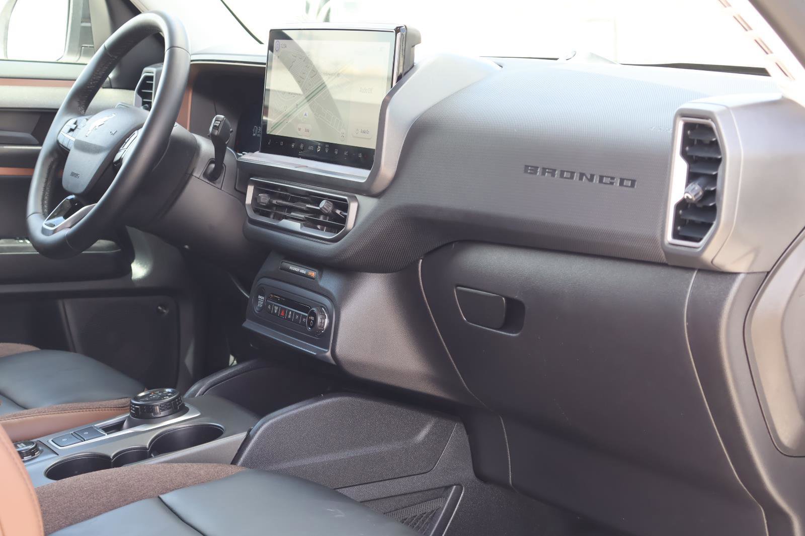 Certified 2025 Ford Bronco Sport Outer Banks w/ Outer Banks Tech Package+ image 40