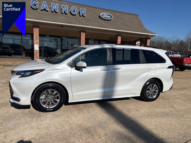Used 2024 Toyota Sienna XLE