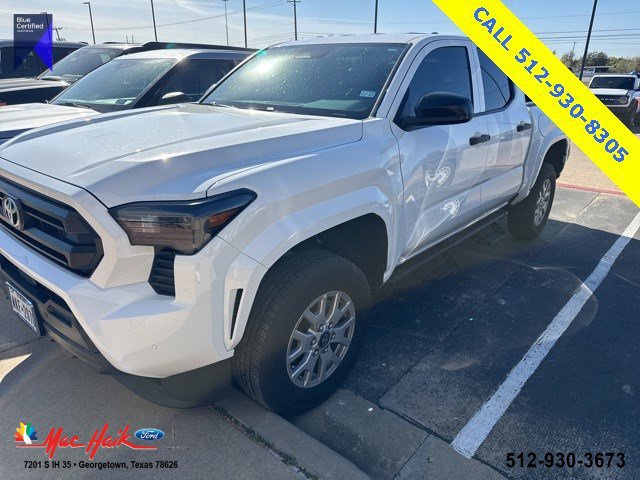 Used 2025 Toyota Tacoma SR image 1