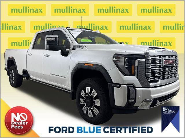 Used 2025 GMC Sierra 3500 Denali w/ Denali Reserve Package AWD/4WD image 1