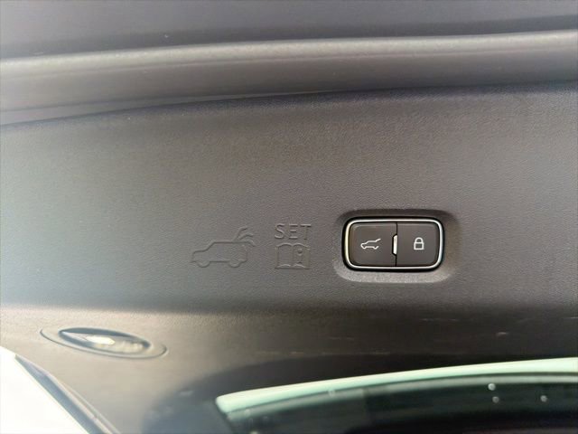 Certified 2025 Ford Expedition Max Platinum w/ Driver's Package image 14