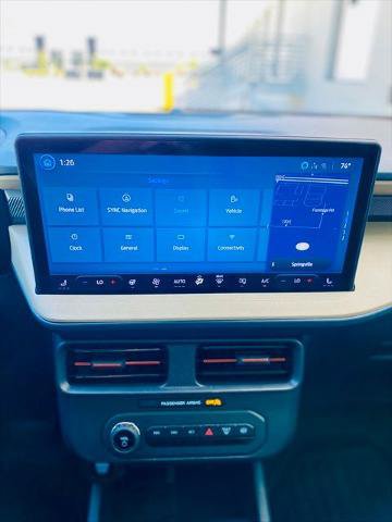 Certified 2025 Ford Maverick Lariat w/ 4K Tow Package AWD/4WD image 15