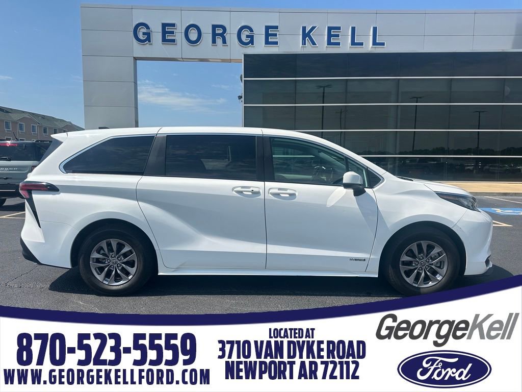 Used 2021 Toyota Sienna LE