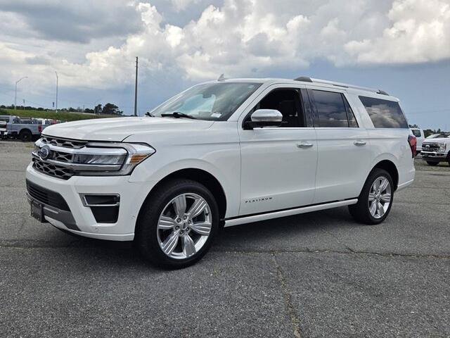 Certified 2024 Ford Expedition Max Platinum RWD image 3