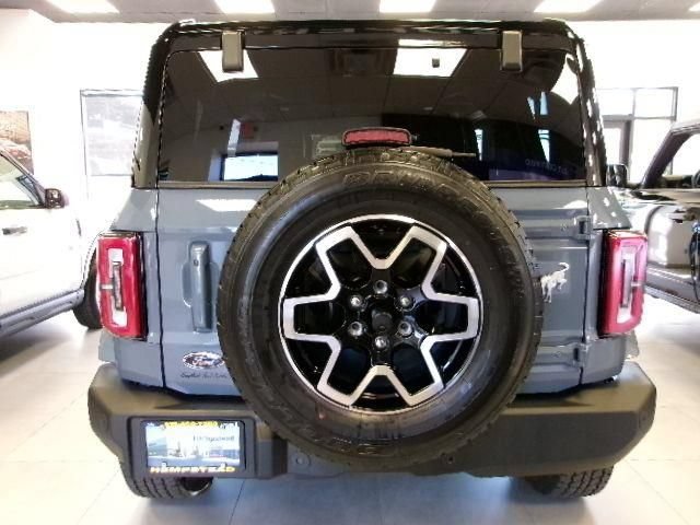 Certified 2025 Ford Bronco Outer Banks AWD/4WD image 6